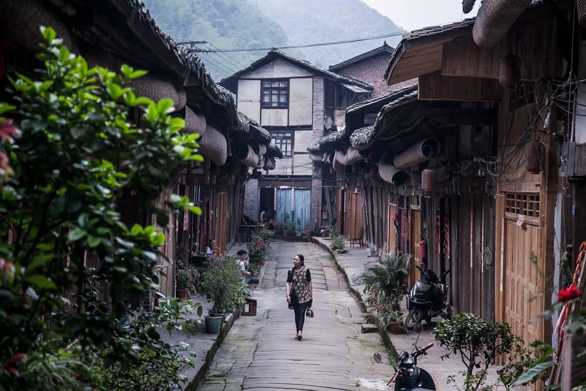 火灾再敲警钟 这些火场逃生知识要牢记